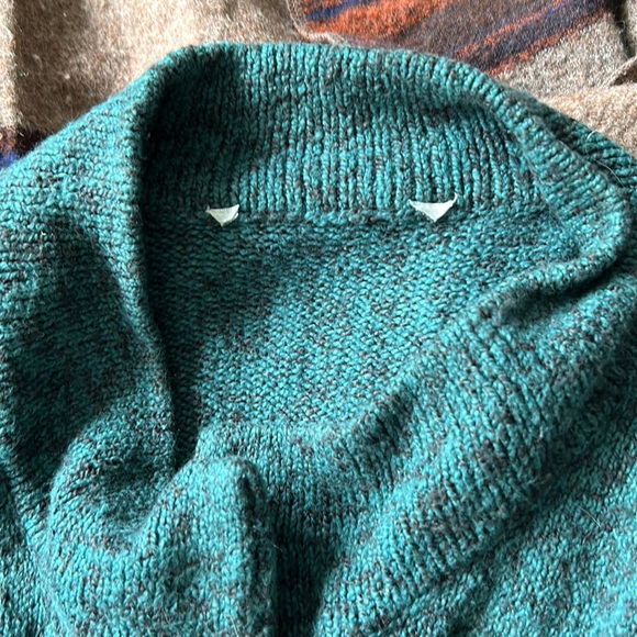 Dark Turquoise Short Sleeved Cardigan - Picture 5 of 7